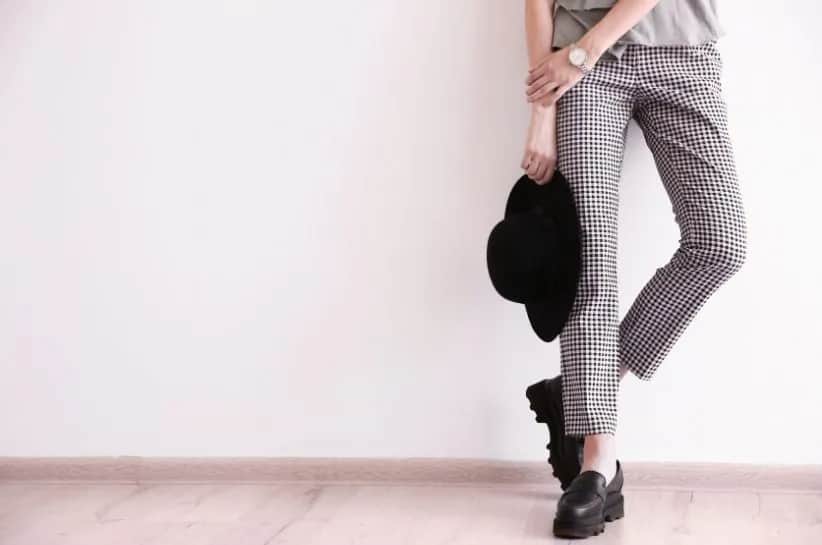 Jakie buty do spodni w kant, aby wyglądać elegancko i stylowo?