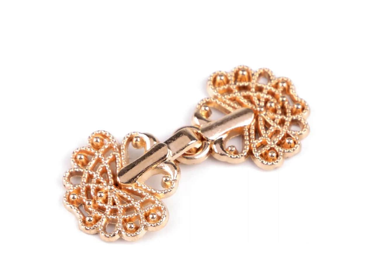 Alternatywy dla guzików do swetra – praktyczne zapięcia, które pokochasz